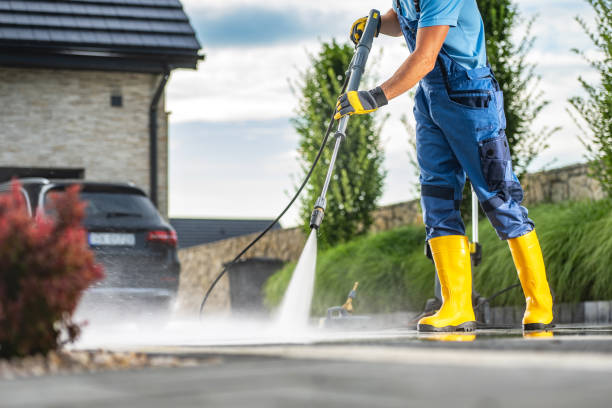Best Commercial Building Pressure Washing  in Harvard, IL